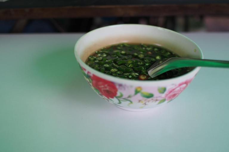 Concuamaixanh.com width=